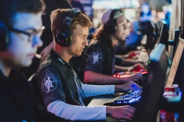 Фото breezy - Сэм Лассила