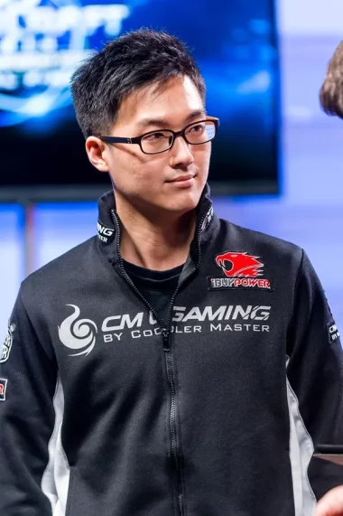 Фото Polt - Сонг Хун