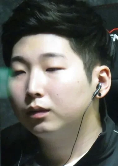 Фото Minam - Хван Кёнг Ён