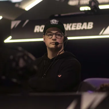 Фото Beamic - Брок МакКрори