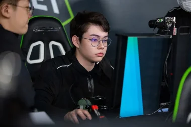 Фото HaKu - Роберт Блоум