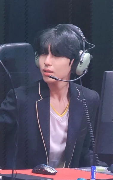 Фото GR4CE - Чан Хёнг