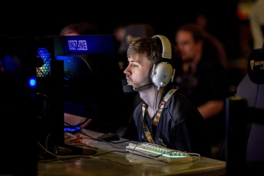 Фото Falcons - Натан Кокрейн