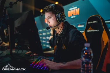 Фото Maikelele - Микаил Билл