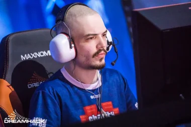 Фото PARAA - Кристиан Кан