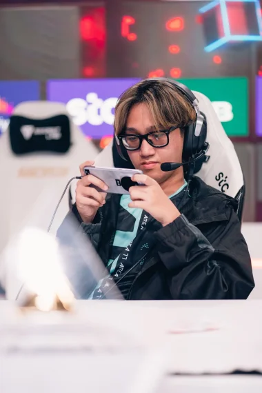 Фото HUNTER - Даррел Бальдовино