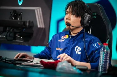 Фото Bo - Янбо Чжоу