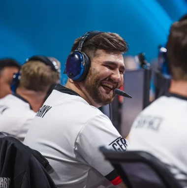 Фото Nesh - Герман Кобрин