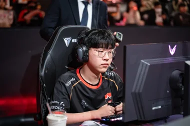 Фото Jiwoo - Джун Джи-ву