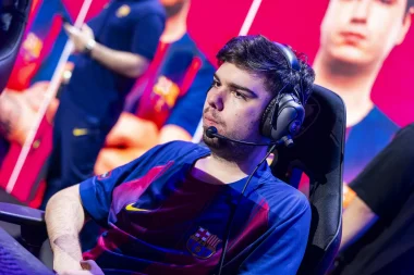 Фото whiteinn - Александру Коложвари