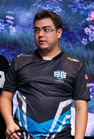 Фото c4t - Эмилиано Геротто Ямакава