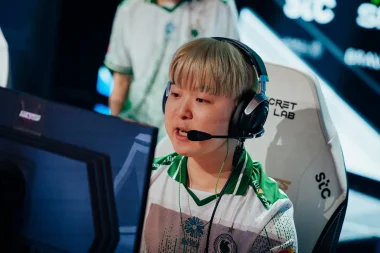 Фото SOMEONE - Хам Джонг-ван