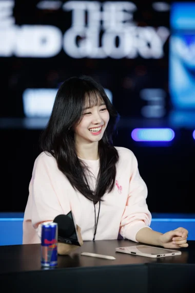 Фото Youn Soo-bin - Юн Су-бин