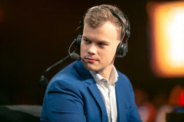 Фото Darroch - Даррок Браун