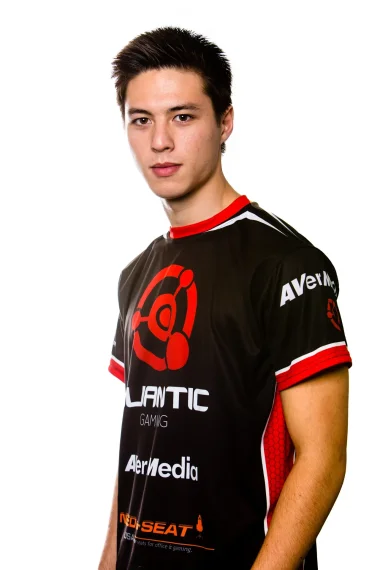 Фото Ostojiy - Кристофер Остожич