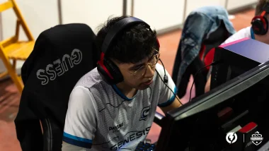 Фото Movv - Alexander Gabriel Alvarado Arias