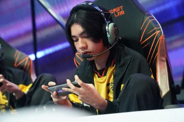 Фото Kirk - Жанн Солкруз Гутьеррес