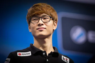 Фото Zest - Джусонг Вук