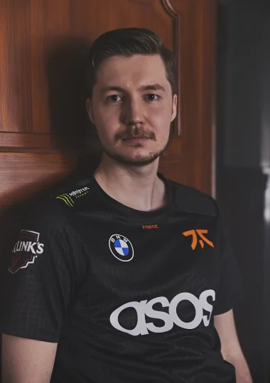 Фото H1ber - Йоона Парвиайнен