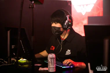 Фото Zeder - Чой Дам-хо