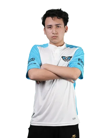 Фото Quinn - Брайан Куэва Луна