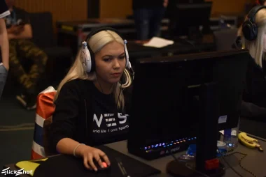 Фото aurora - Аврора Лингдал