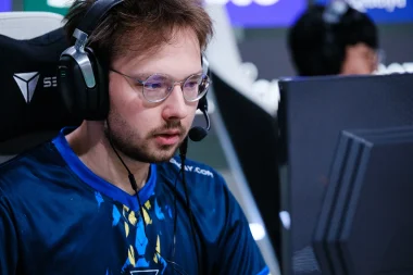 Фото Admiral - Оливер Вахар