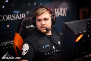 Фото Fadey - Рис Армстронг