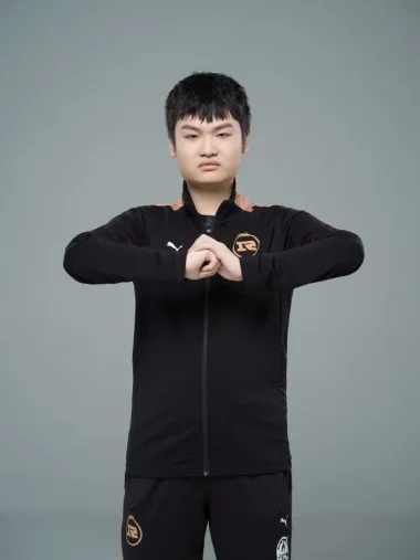 Фото WanQiu - Ван Исиан