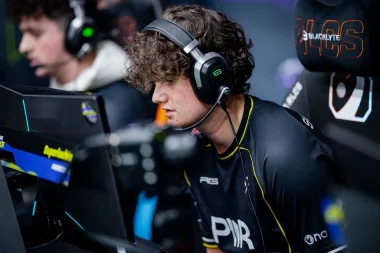 Фото Superlachie - Лахлан Гордон