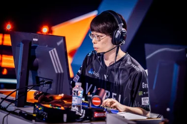 Фото qki - Нариаки Хираяма