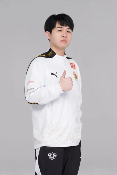 Фото ShiSan - Ван Чжи