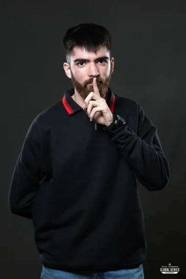 Фото Mask - Роджер Бони