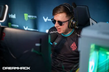 Фото Comp - Джош Бёрн