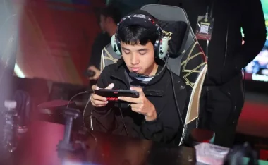 Фото Lunatic Panda - Биплак Кандагва