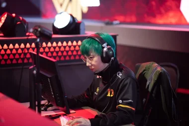 Фото Yudu - Юки Такахащи