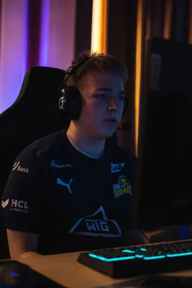 Фото Ne0n - Рамон Оберманн