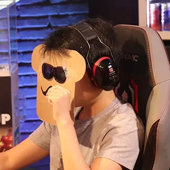 Фото Disguised Toast - Джереми Ван