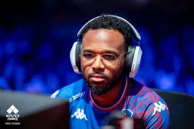 Фото Mister Crimson - Натан Массол