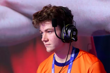 Фото Oscillon - Маартен ван Зее