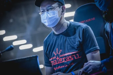 Фото Score - Акихито Савада