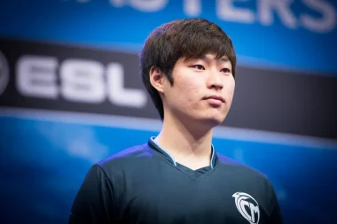 Фото First - Хён У