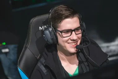 Фото UDYSOF - Тоби Хорн