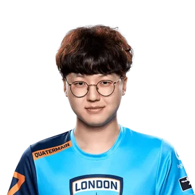 Фото Quatermain - Сонг Джи-хун