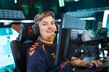 Фото ShadoW - Тобиас Флодстрём