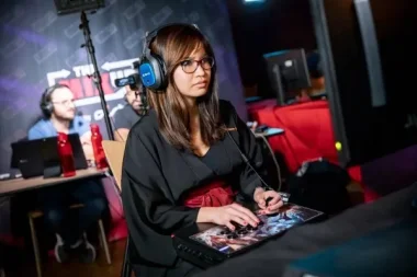 Фото Kayane - Мари-Лор Нориндр