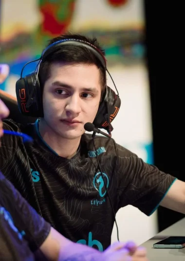 Фото Heeda - Элиас Диас