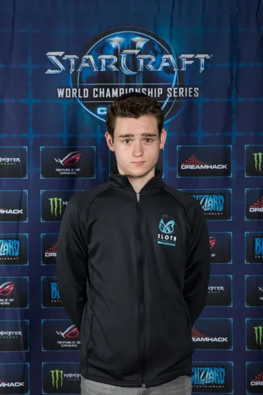 Фото Raze - Джей Уиппл