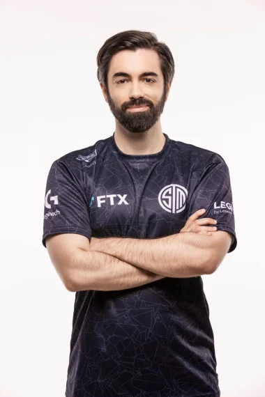 Фото hazed - Джеймс Кобб