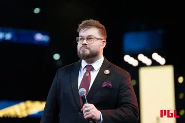 Фото James Banks - Джеймс Бэнкс